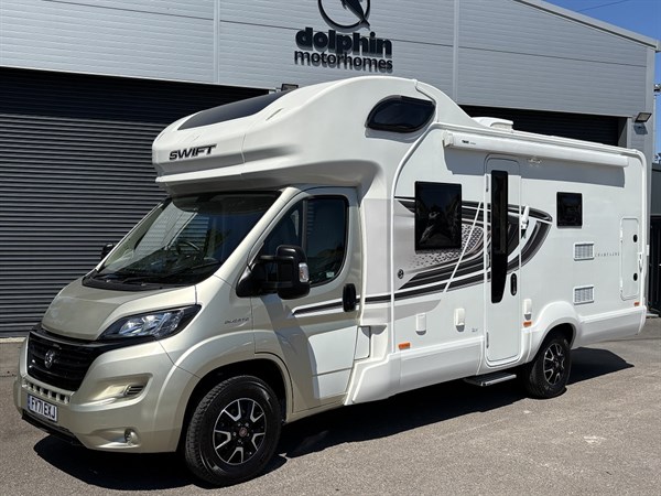 Swift Champagne Edge 466